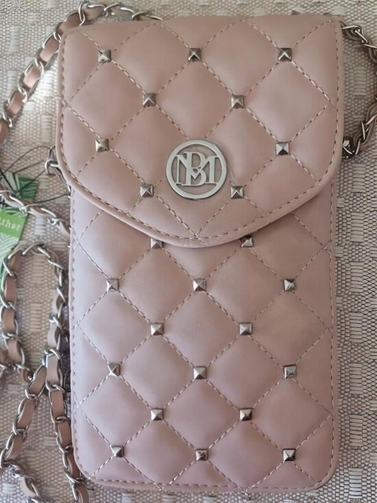Badgley Mischka Handbags - Badgley Mischka Dusty Pink Quilted Phone Crossbody NWT